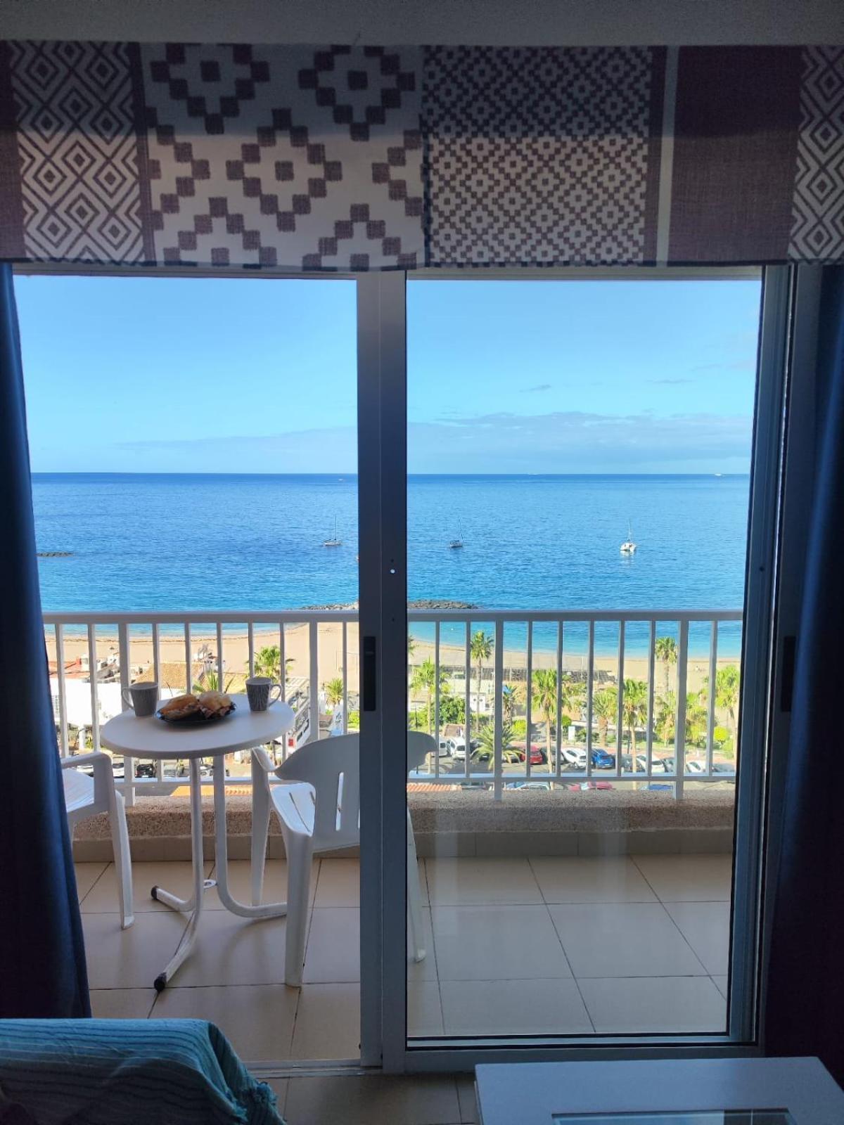 Apartamentos Vista Bahia Los Cristianos  Bagian luar foto